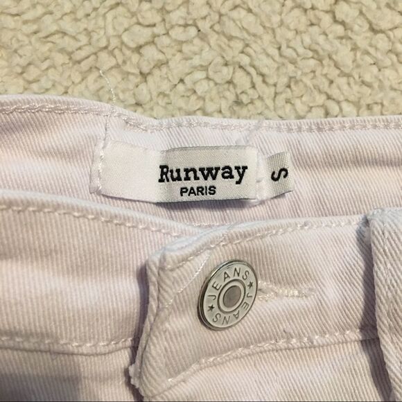 Runway Paris pearl embellished distressed shorts S - Picture 4 of 5